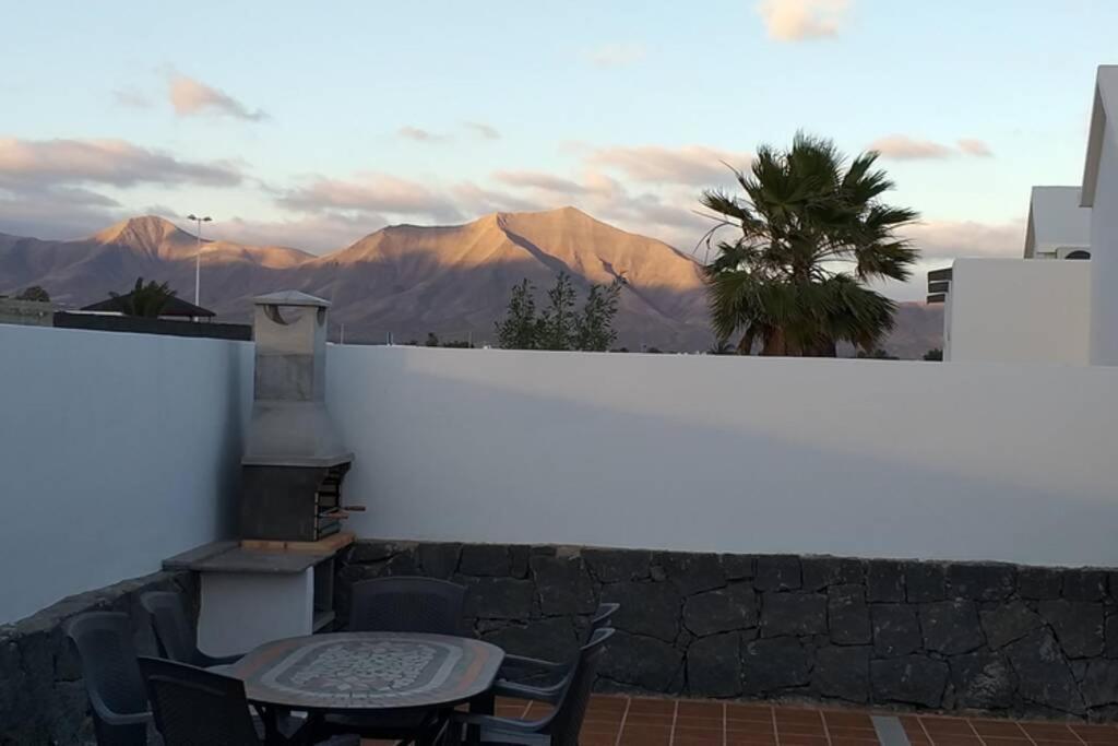 Villa Manuel -Lanzarote Коста Бланка Экстерьер фото